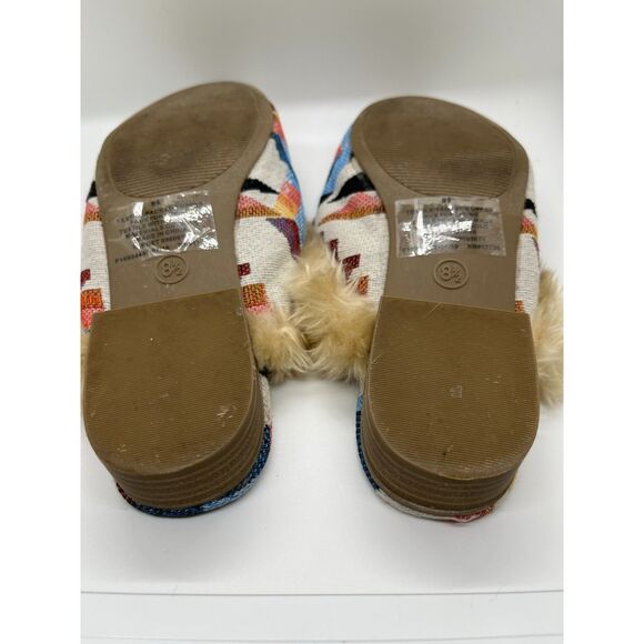 Universal Thread Litzy Aztec Printed Slip-On Mules Faux Fur Trim Womens 8.5 - Picture 7 of 7